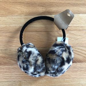 Earmuffs free with bundle